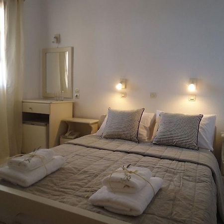 Porto Carra Hotel Fíra Kültér fotó