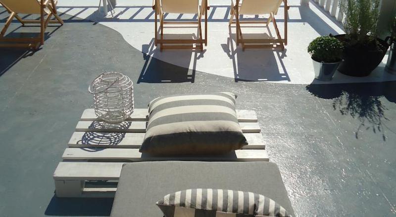 Porto Carra Hotel Fíra Kültér fotó
