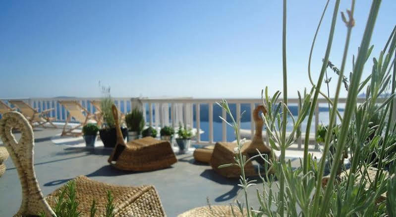 Porto Carra Hotel Fíra Kültér fotó
